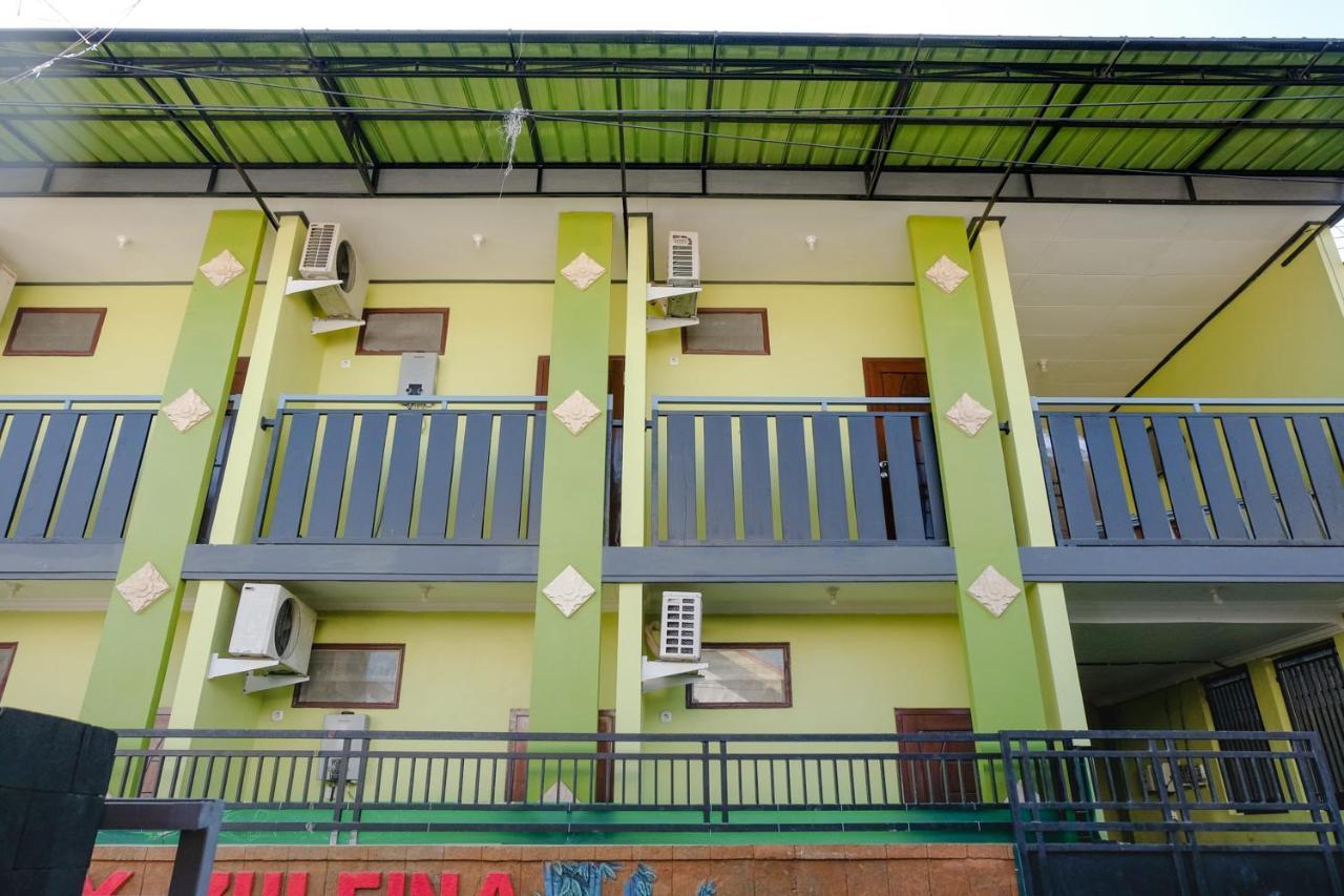 Zulfina Homestay Syariah Mitra Reddoorz Banyuwangi  Dış mekan fotoğraf